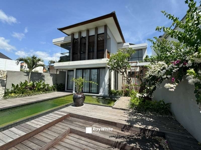 Brand New Build Modern Ocean & GWK View Villa in Jimbaran For Sale