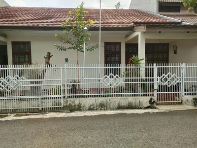 CEPAT RUMAH DI BUAH BATU(sayap bubat).SANGAT STRATEGIS.