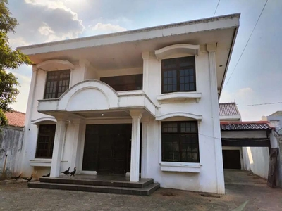 Di jual Rumah luas di daerah caman,Jatibening bekasi