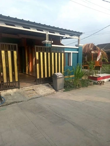 Di Over Rumah Pribadi