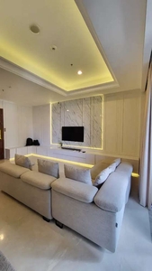 Dijual Apartemen District 8 Senopati 2BR Luas 179 m2 Furnished