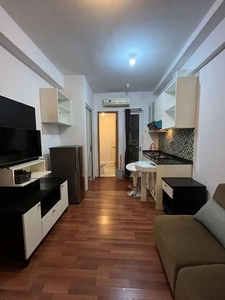 dijual cepat apartemen Gunawangsa Manyar 2 br full furnished