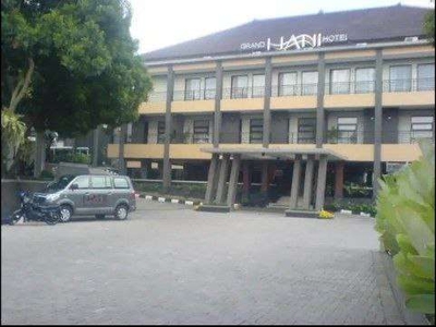 Dijual hotel mewah strategis aktif Lembang