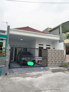 Dijual murah BU mah full renovasi di perumahan BSB Harapan Jaya Bekasi