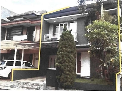 Dijual Murah Rumah di Komplek Perumahan Singgasana Pradana Bandung