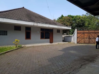 Dijual Murah Rumah Luas di Kota Bandung