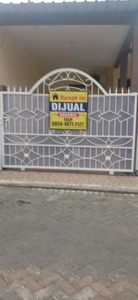 DIJUAL / DI SEWAKAN Rumah Puri Indah