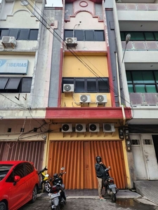 Dijual Ruko di Jalan Ratulangi