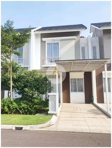 Dijual Rumah di summarecon bandung cluster chyntia