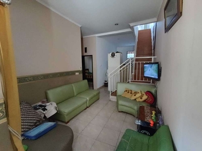 Dijual Rumah Furnished Lokasi di Komplek Puri Indah Ciganitri Bandung