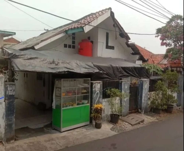 DIJUAL RUMAH LAMA GANDENG 2 KEBAYORAN BARU JAKARTA SELATAN