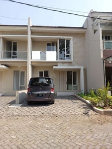 Dijual Rumah Minimalis Bersih Full Furnished di Juanda Land Sidoarjo