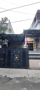 Dijual Rumah siap huni di dekat Masjid AL Hidayah Bukit Cimanggu City