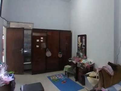 Dijual Rumah Strategis Erlangga Semarang