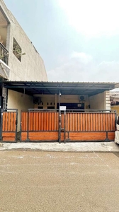 Dijual Rumah Terawat Strategis Di Kostrad Petukangan Jakarta Selatan