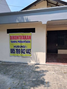 Dikontrakkan rumah luas dekat kawasan bisnis Semarang