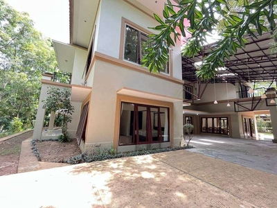 Disewa Rumah Elite Villa Panbil 2 Lantai Full Furnished Panbil Mall