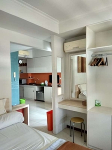 Disewakan 1 Bedroom Furnished Apartemen Royal Mediterania