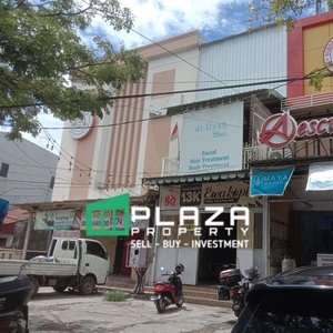 Disewakan ruko 3lantai dijl Sultan Alauddin ,Makassar (ri)