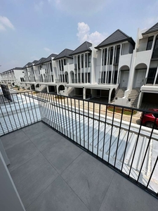 DISEWAKAN Rumah Aether Greenwich BSD