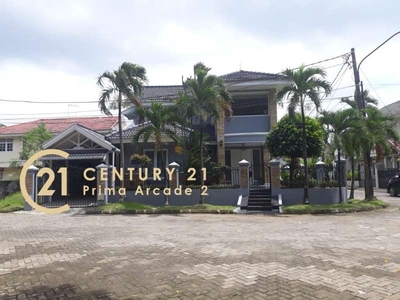 Disewakan Rumah Cantik 2 Lantai Posisi Hook di Bintaro Sektor 9