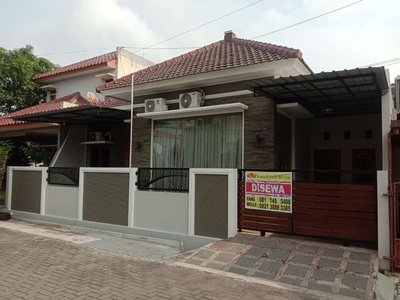 Disewakan Rumah Cantik Siap Tempati Di Jl. Ganesa Selatan, Semarang