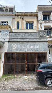 DISEWAKAN RUMAH JALAN SIKAMBING (Wendy Evander)