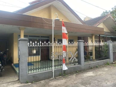 DISEWAKAN RUMAH SEMI FURNISH DI SULFAT KEC BLIMBING