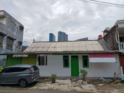 (GA20281-CS)DIJUAL: Rumah bebas banjir bisa utk usaha di Tanjung Duren