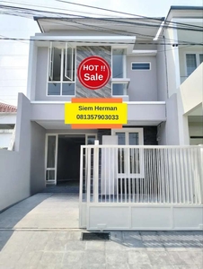 Hot Sale‼️Manyar Rumah Baru Gress lokasi strategis