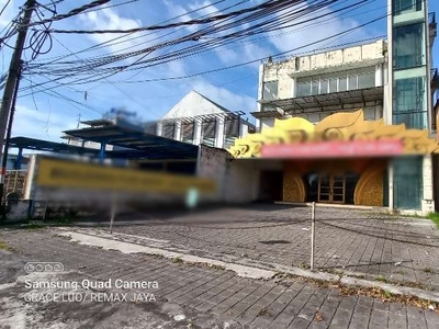 Langka Ruang Usaha atau Gedung 4 Lantai disewakan di Seminyak, Kuta