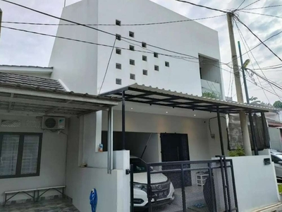 Rumah 2 Lantai Murah Siap Huni Dalam Cluster Dekat Toll JORR Jatiasih