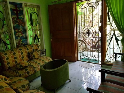 Rumah Aman Dan Nyaman Di Jl. Puri Mediterania, Semarang