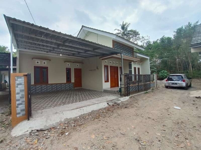 Rumah Baru Dekat SD model Maguwo 2km 2kmd