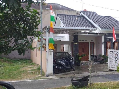 Rumah cantik Kober dekat stasiun, alun alun, pusat kota Purwokerto