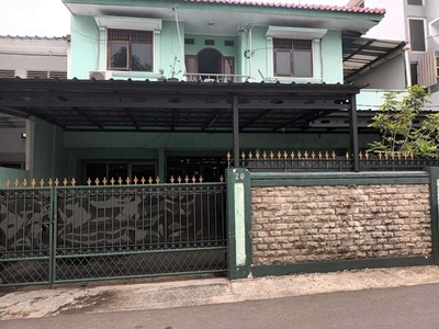 Rumah Dekat Kawasan SCBD Jakarta