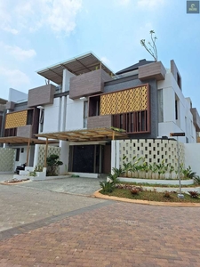 Rumah Dijual Cluster Mewah Karang Tengah Tangerang