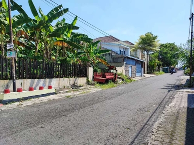 Rumah Dijual Tanah Tengah Kota Solo. TP.