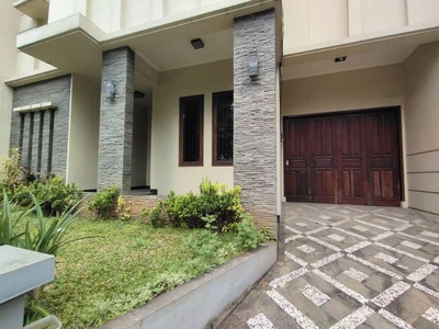 Rumah Dlm Townhouse, Bisa Kantor, Pasar Minggu, Seberang Gedung Nestle