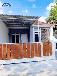 Rumah Full Renovasi Siap Huni Luas 72 m2 dengan dua kamar tidur