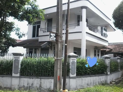 Rumah mewah di Bukit Permai Cibubur Jakarta Timur