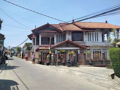Rumah Mewah Luas Terawat Strategis Cibaligo Cihanjuang Bandung Barat