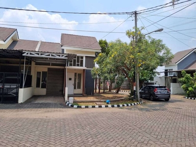 Rumah Murah siap Huni Posisi Hook dalam perumahan Safira Stone Sidoarj