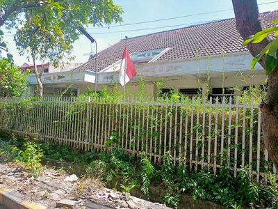 Rumah Tinggal di Dukuh Kupang, Surabaya Barat