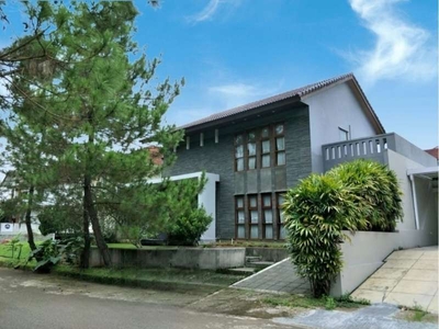 Rumah Villa bagus di Graha Puspa Bandung