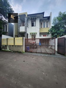 T376.Rumah Di Pejaten Barat Dekat jln Raya Pasar Minggu Jaksel