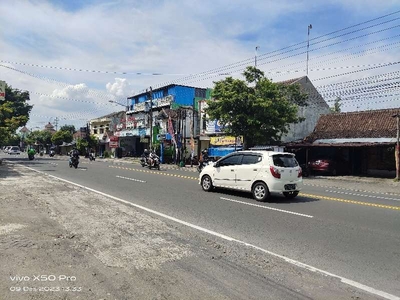 tanah Adi Sucipto colomadu