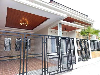 Rumah Baru Desain Elegan dekat Jalan Besi Jangkang