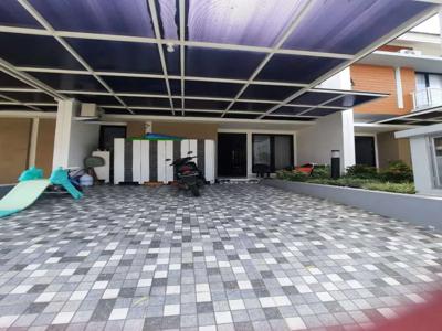 Rumah cantik 2 lt semi furnished cluster Lavesh Harapan Indah Bekasi