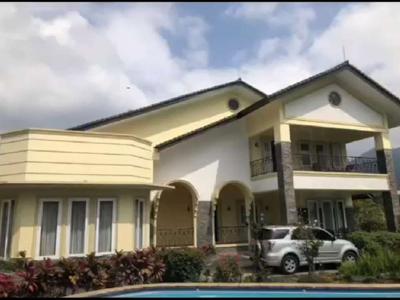 Dijual Villa besar furnished di Cipanas Cianjur Jawa Barat